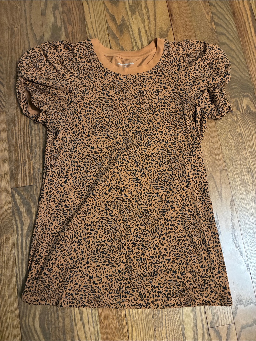 Women's Animal Print Puff Sleeve Top